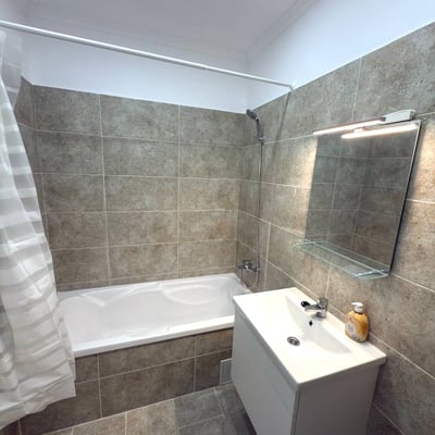 Аренда новой 2-комнатной квартиры, 60 м², Chiajna, Sector 6, Бухарест, Румыния